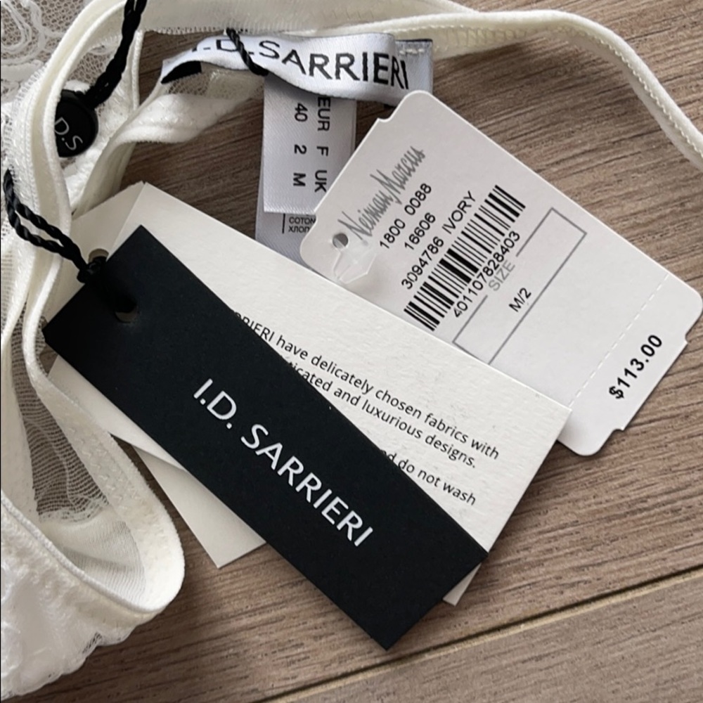 I d Sarrieri white lace bra and 2 thong bundle NWT 34D M thong x 2 - Picture 9 of 11
